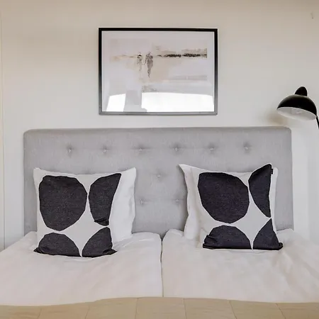 Stylish With Gym & Spacious Balcony By Nordic Collection Apartamento *