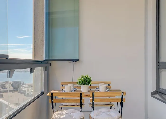 Διαμέρισμα Stylish With Gym & Spacious Balcony By Nordic Collection Ελσίνκι