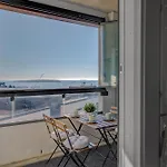 شقة Stylish With Gym & Spacious Balcony By Nordic Collection