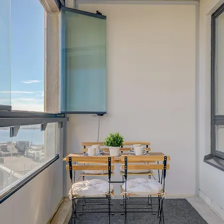 Lejlighed Stylish With Gym & Spacious Balcony By Nordic Collection Helsinki